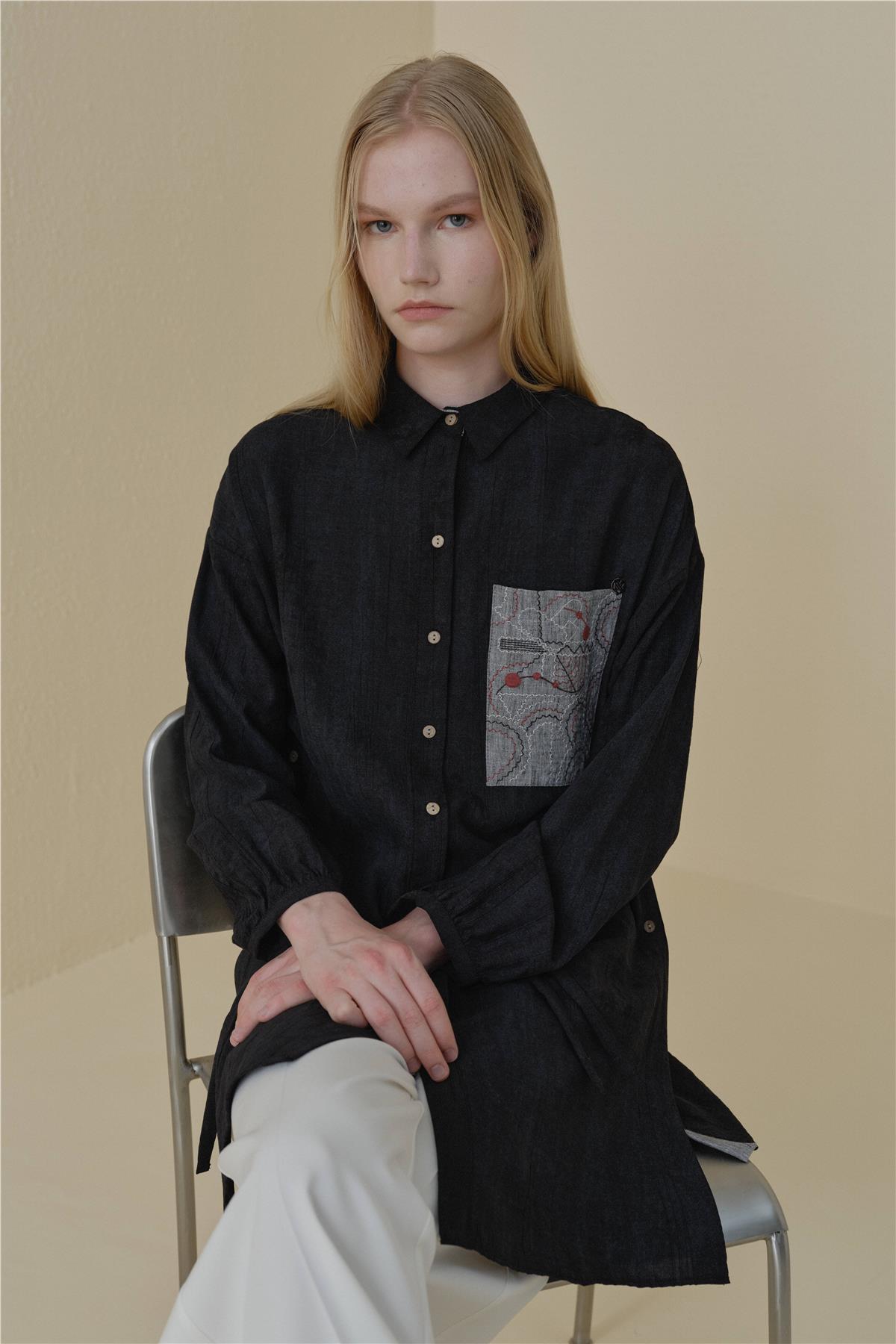 Embroidered Side-Button Viscose Tunic - Black