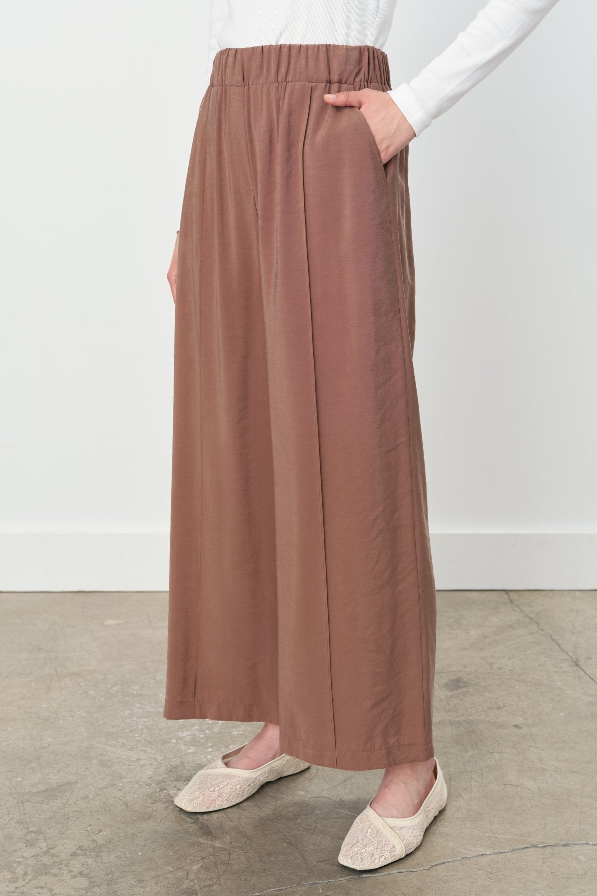 nervur-detayli-bol-paca-tencel-modal-pantolon-acik-kahve-251698.jpg