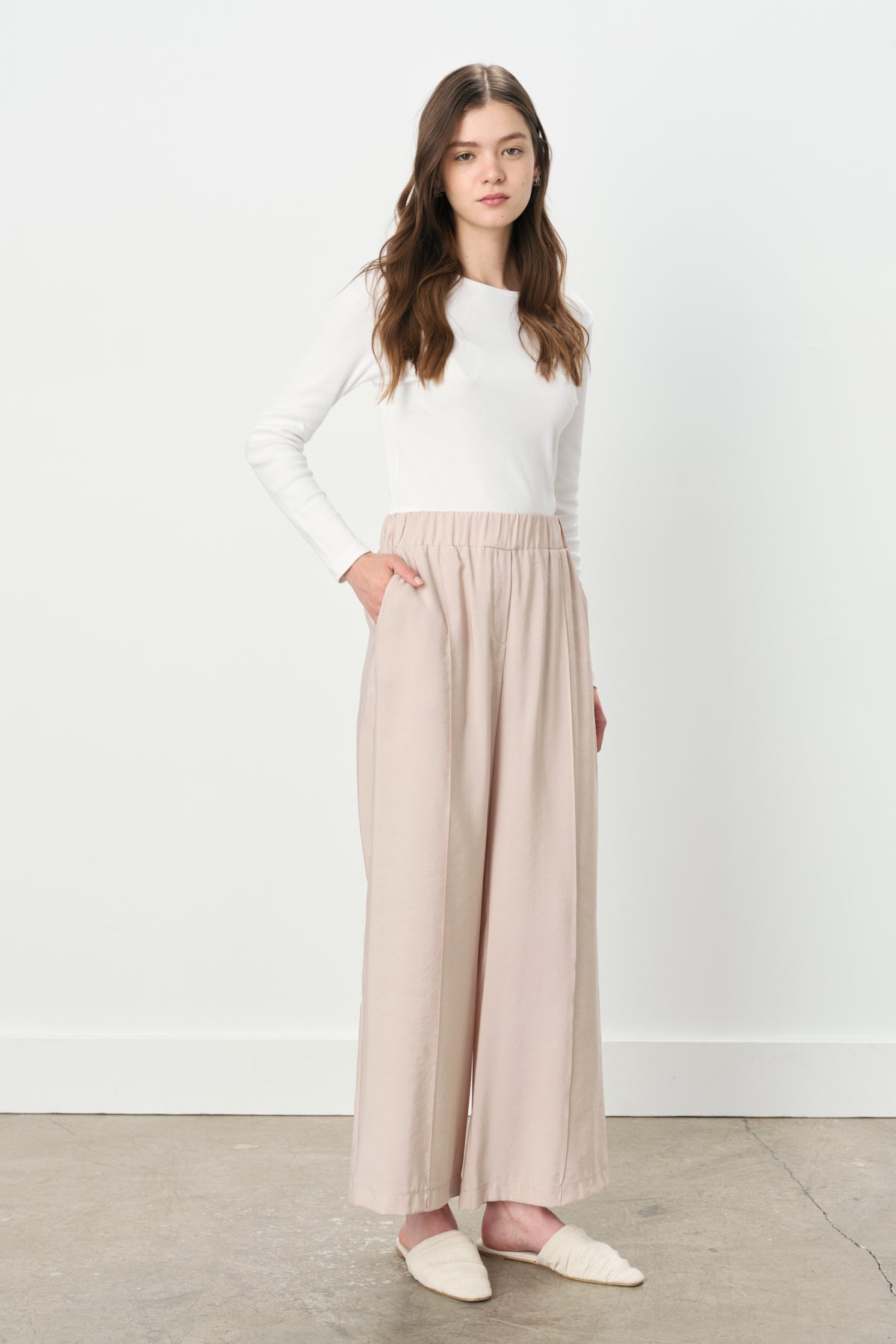 Nervür Detaylı Bol Paça Tencel Modal Pantolon - Bej