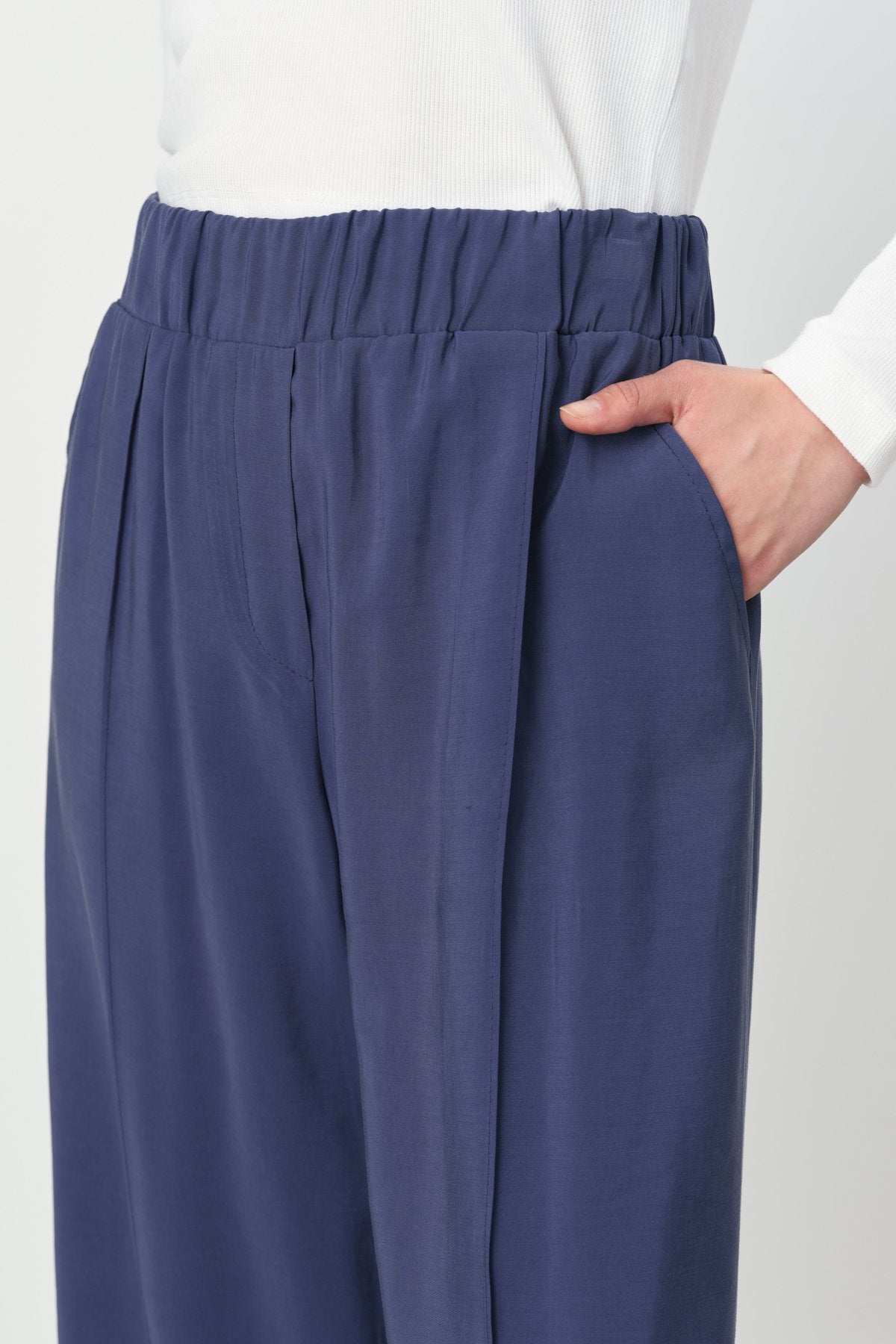 Wide-Leg Tencel Modal Trousers with Ribbed Detail - Indigo
