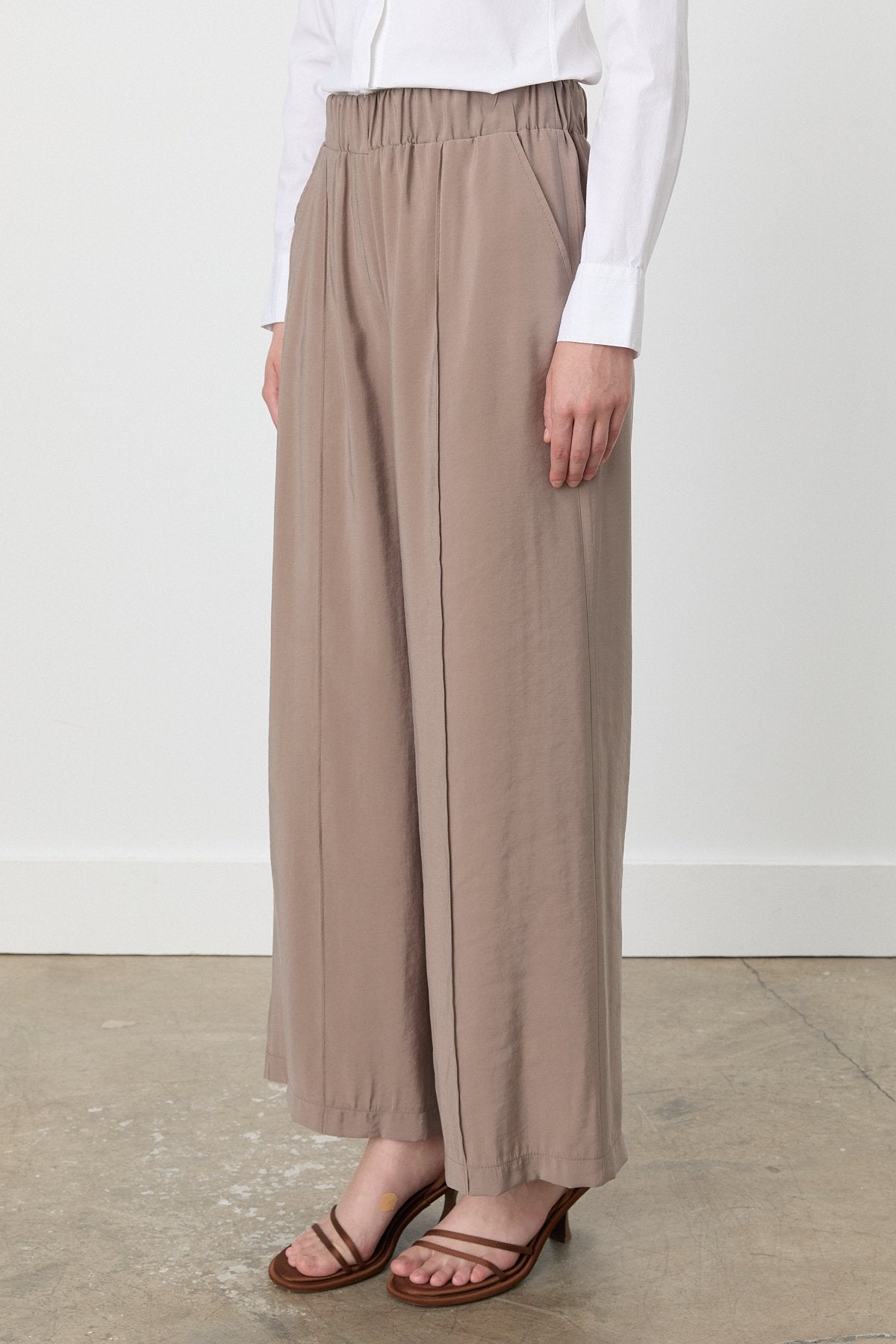 Nervür Detaylı Bol Paça Tencel Modal Pantolon - Vizon