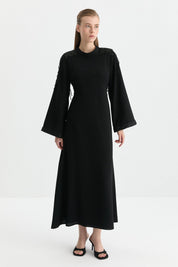 Elegant Dress with Shoulder Detail - Black