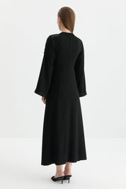Elegant Dress with Shoulder Detail - Black