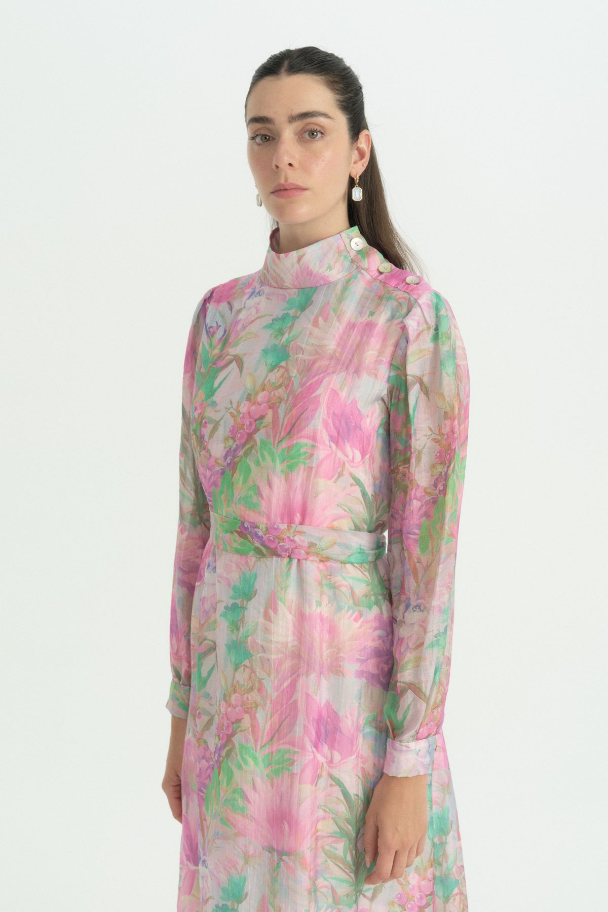 omuzdan-dugmeli-kusakli-elbise-pembe-267900.jpg