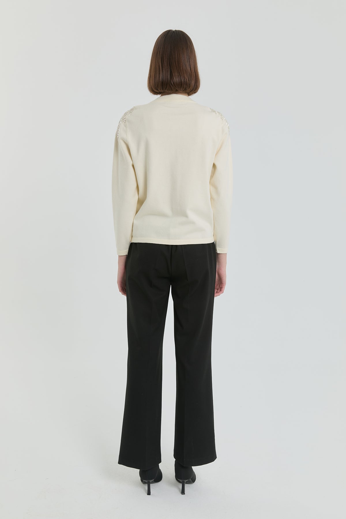 Shoulder Embellished Short Knit Cardigan - Ecru