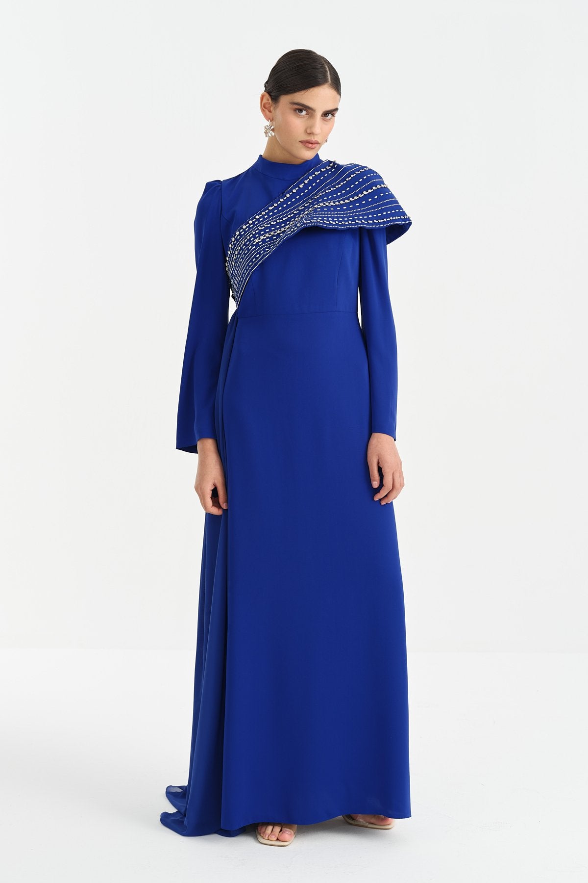 omzu-parlak-tas-detayli-abiye-saks-249892.jpg