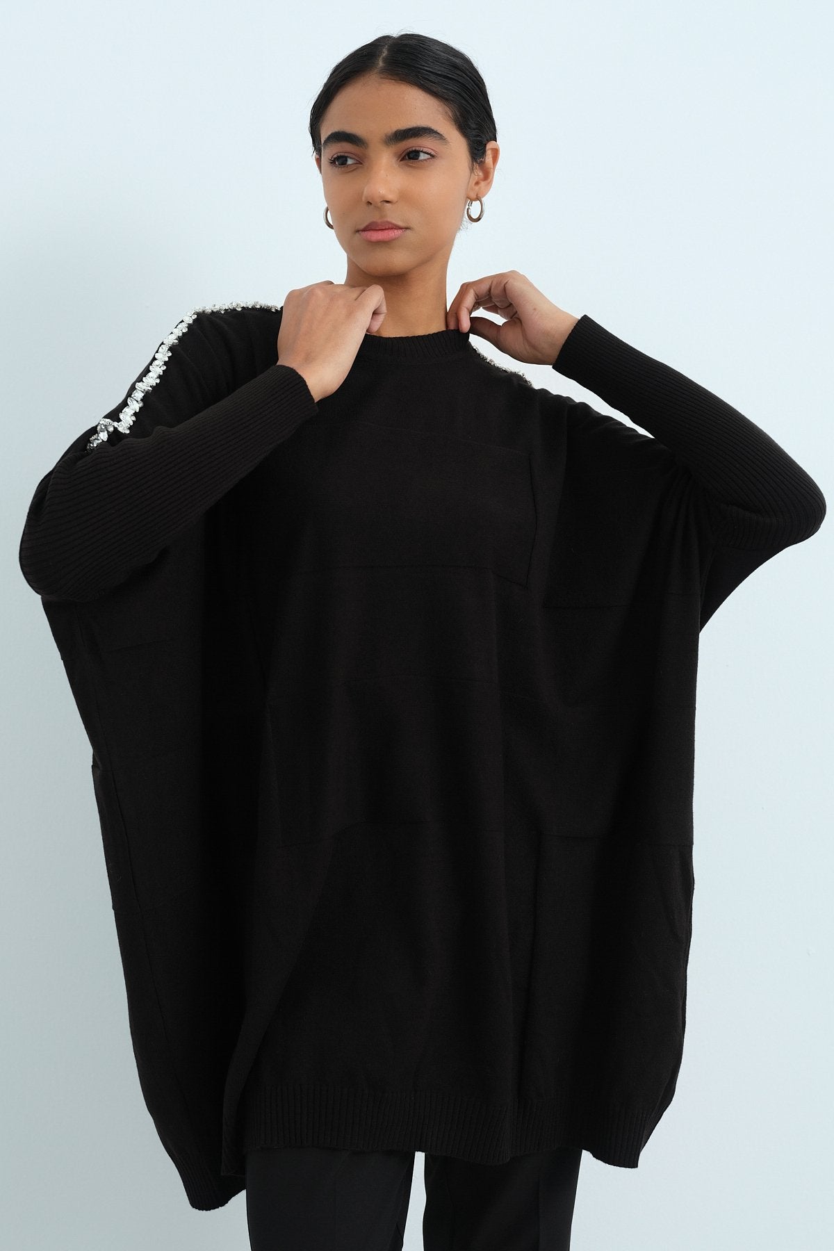 Omzu Taşlı Triko Tunik - Siyah