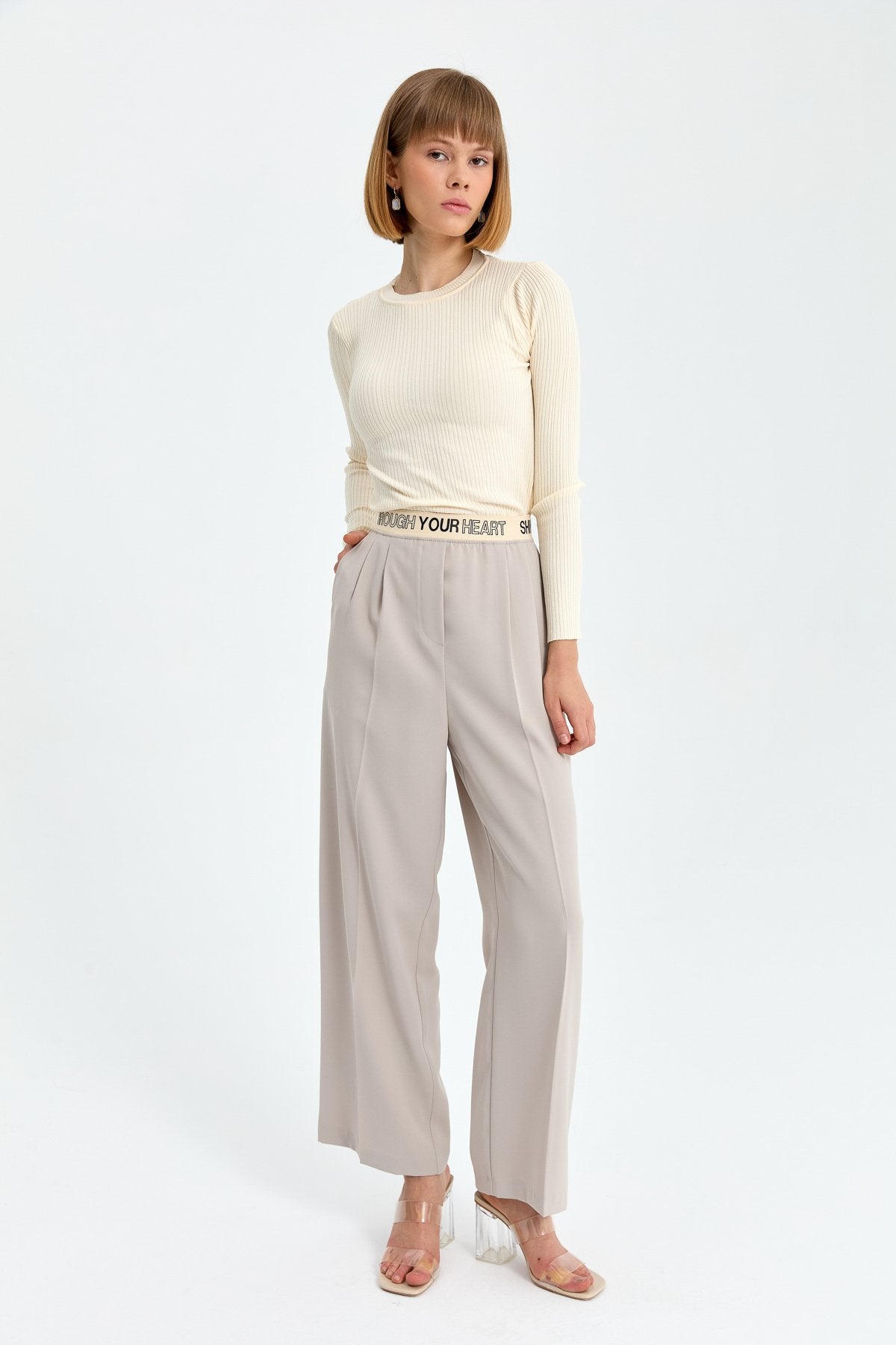 onu-pilili-bol-paca-pantolon-tas-233769.jpg