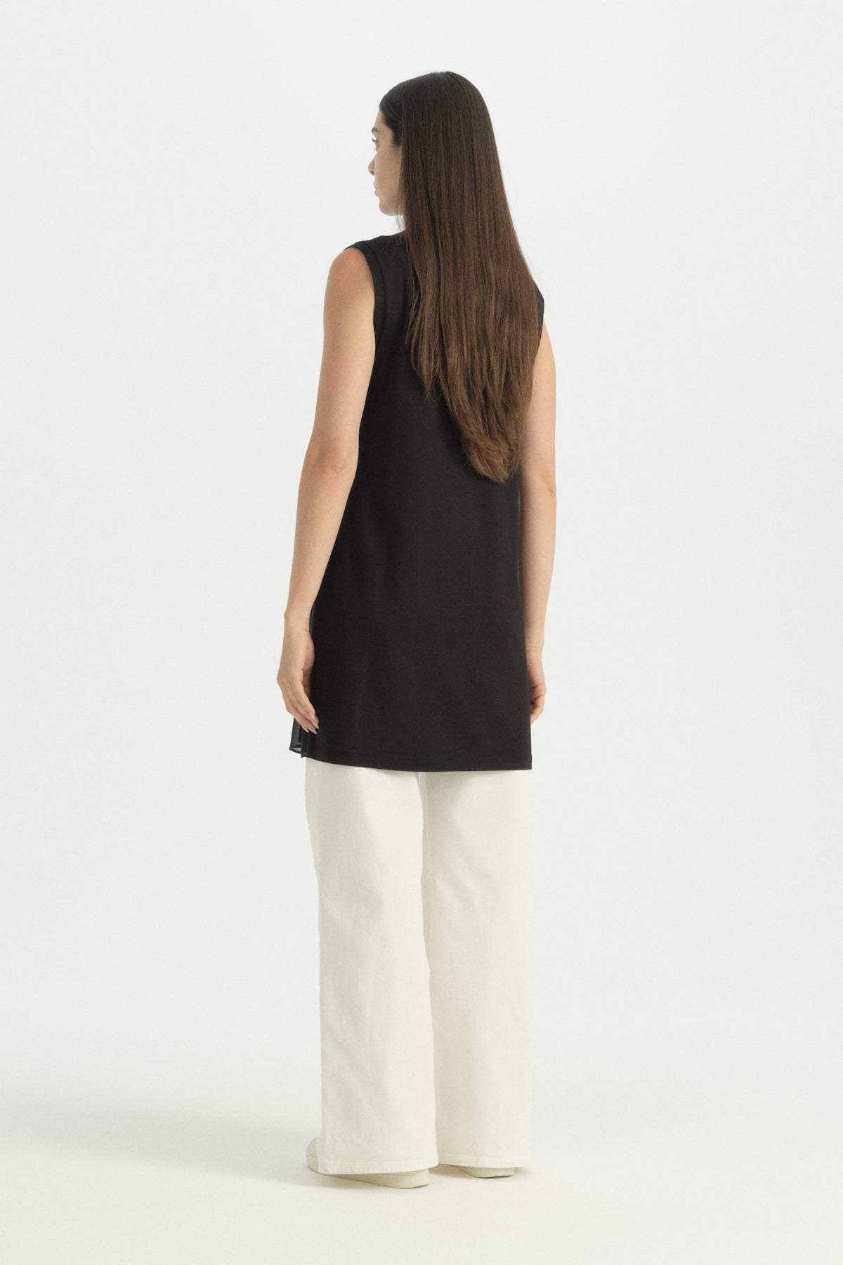 Önü Şifonlu Kolsuz Penye İçlik - Siyah