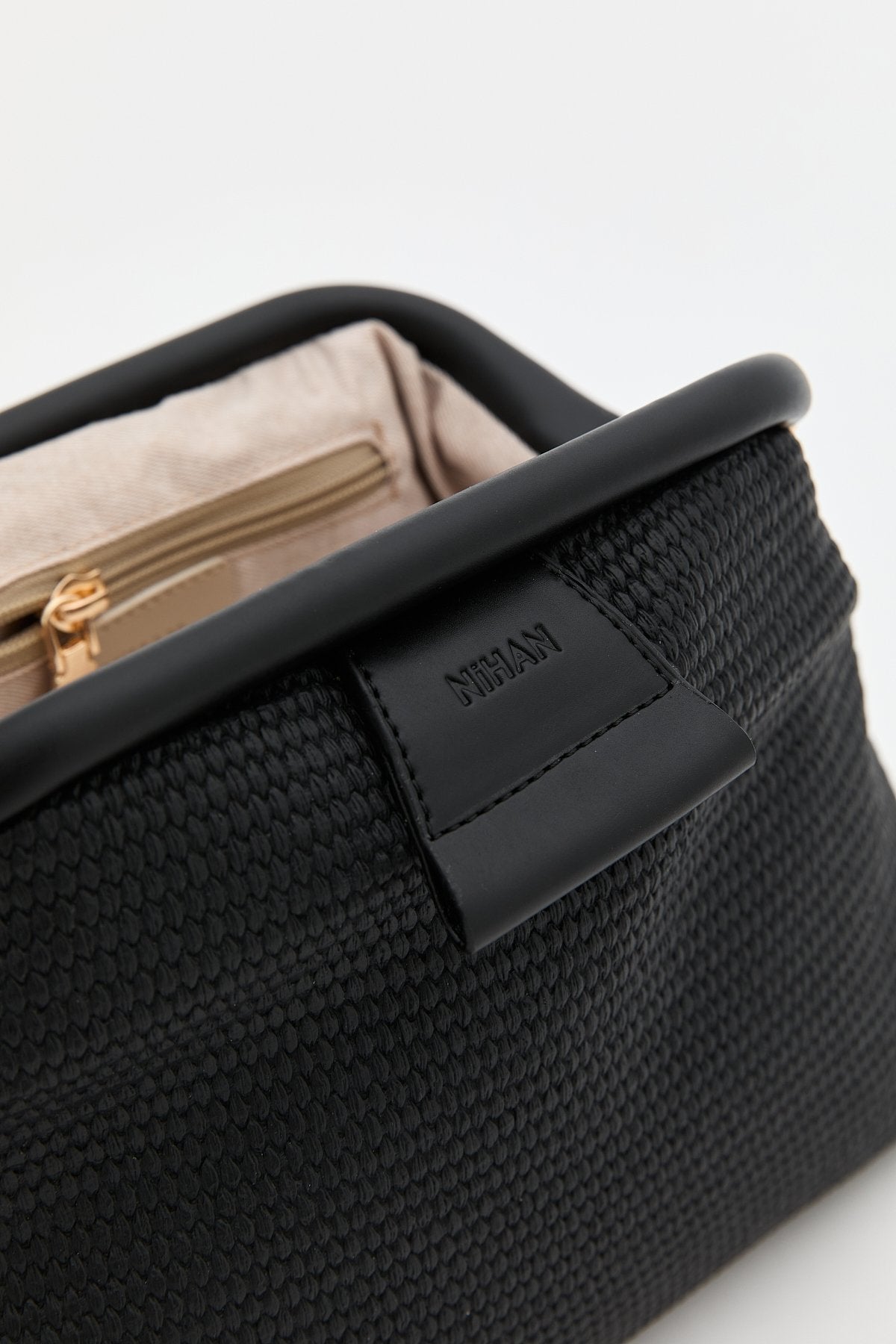 Knitted Crossbody Bag - Black