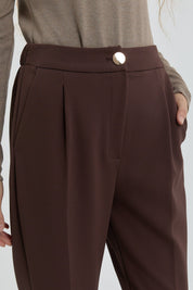 Knitted Carrot Pants - Brown