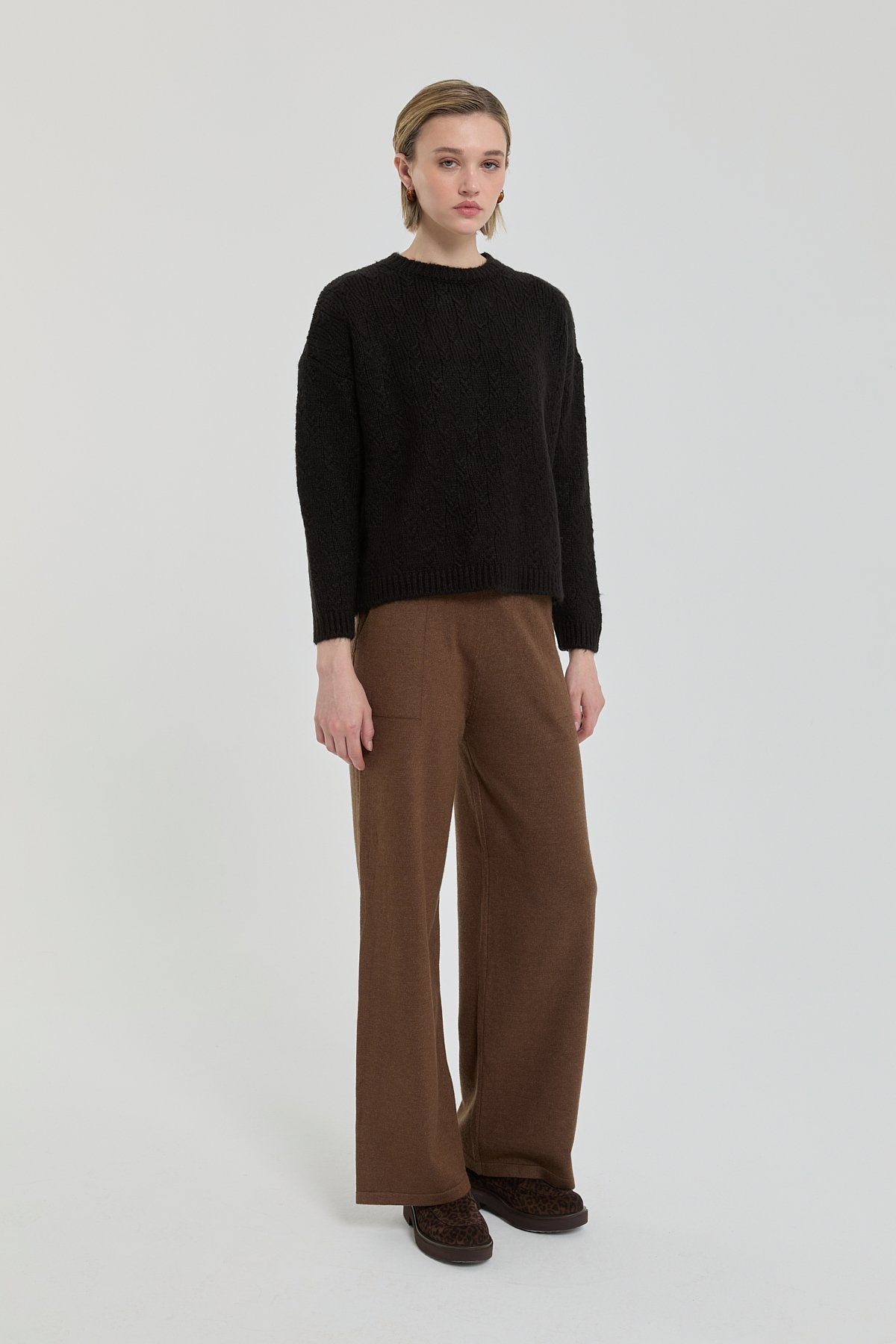 Oversize Small Patterned Sweater - Black