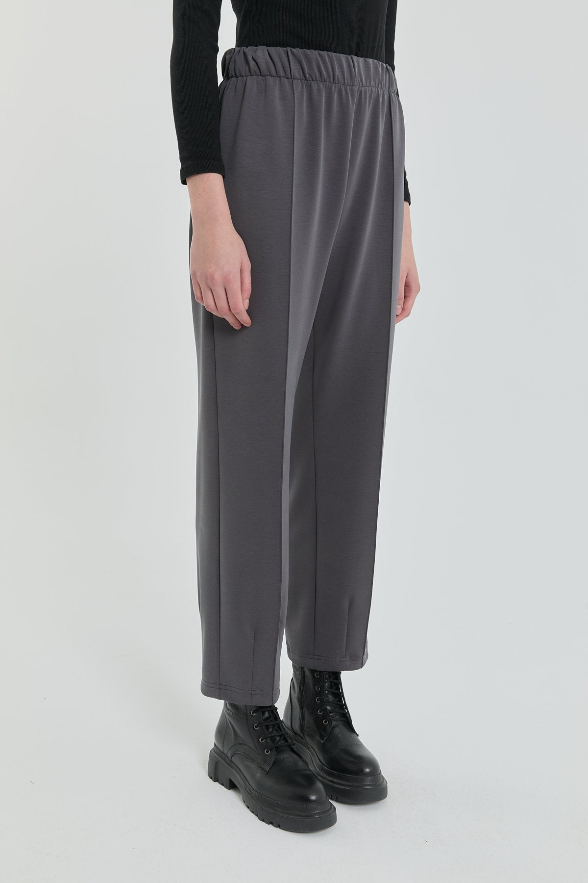 Detailed Hem, Elastic Waist Knitted Trousers - Anthracite