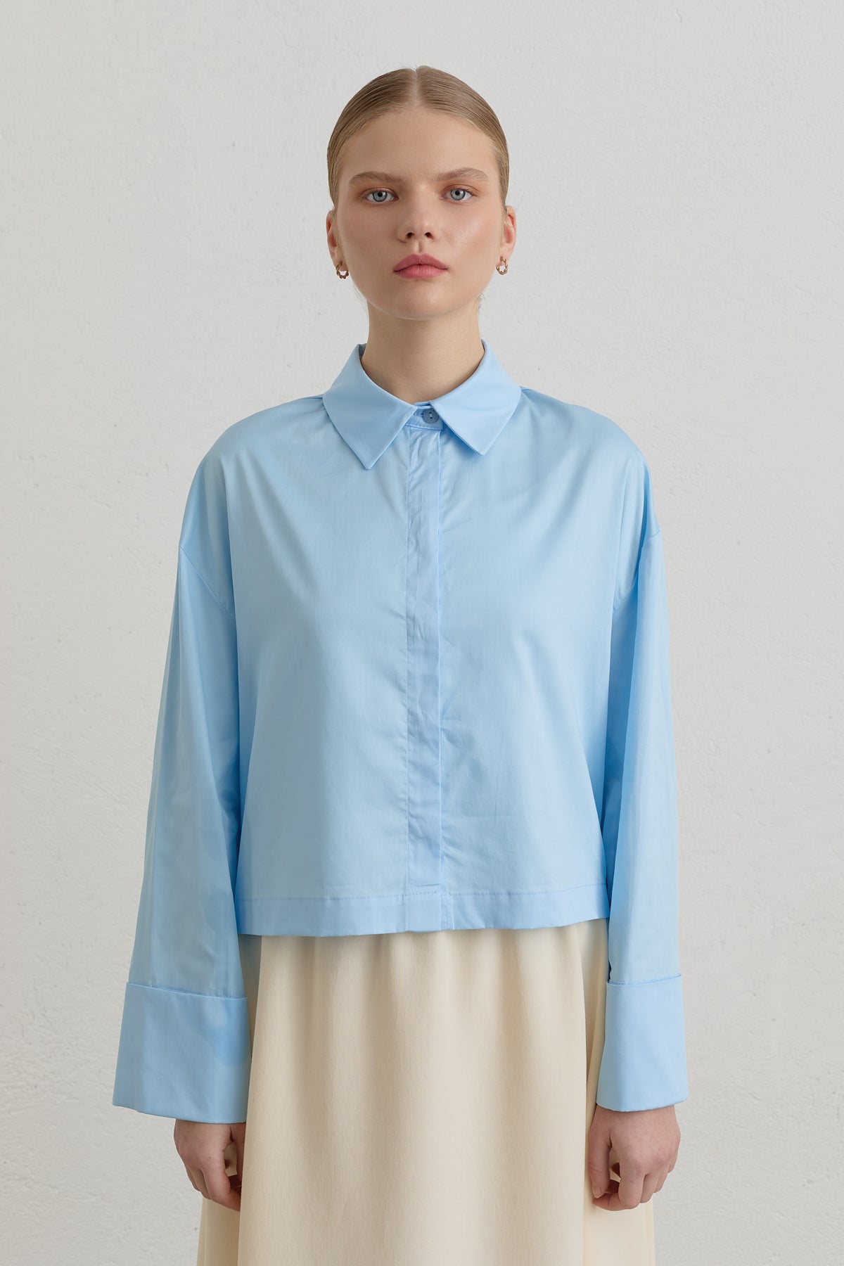 pamuk-crop-gomlek-acik-mavi-261668.jpg