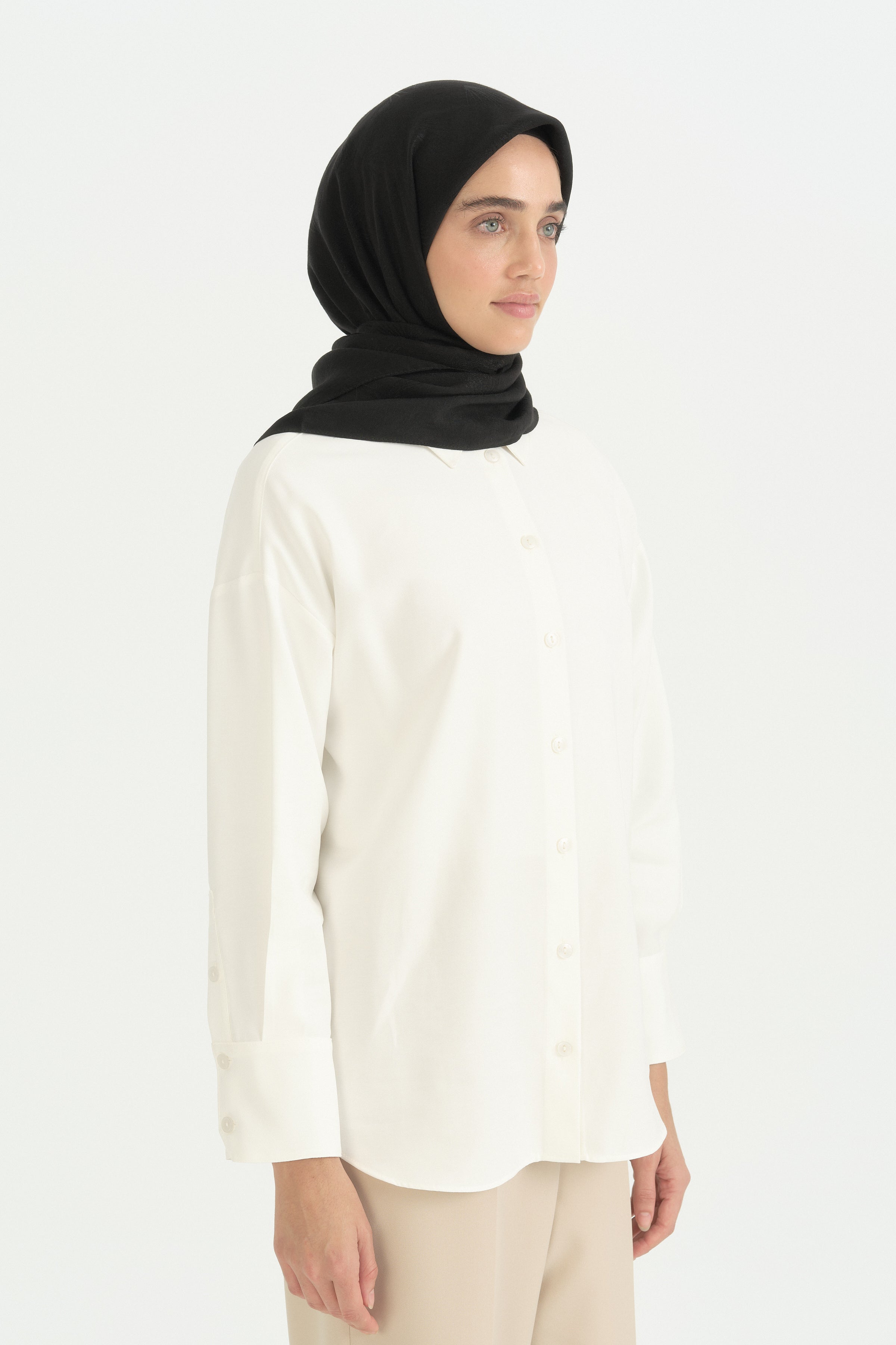 pamuk-naia-karisim-natural-esarp-siyah-272384.jpg