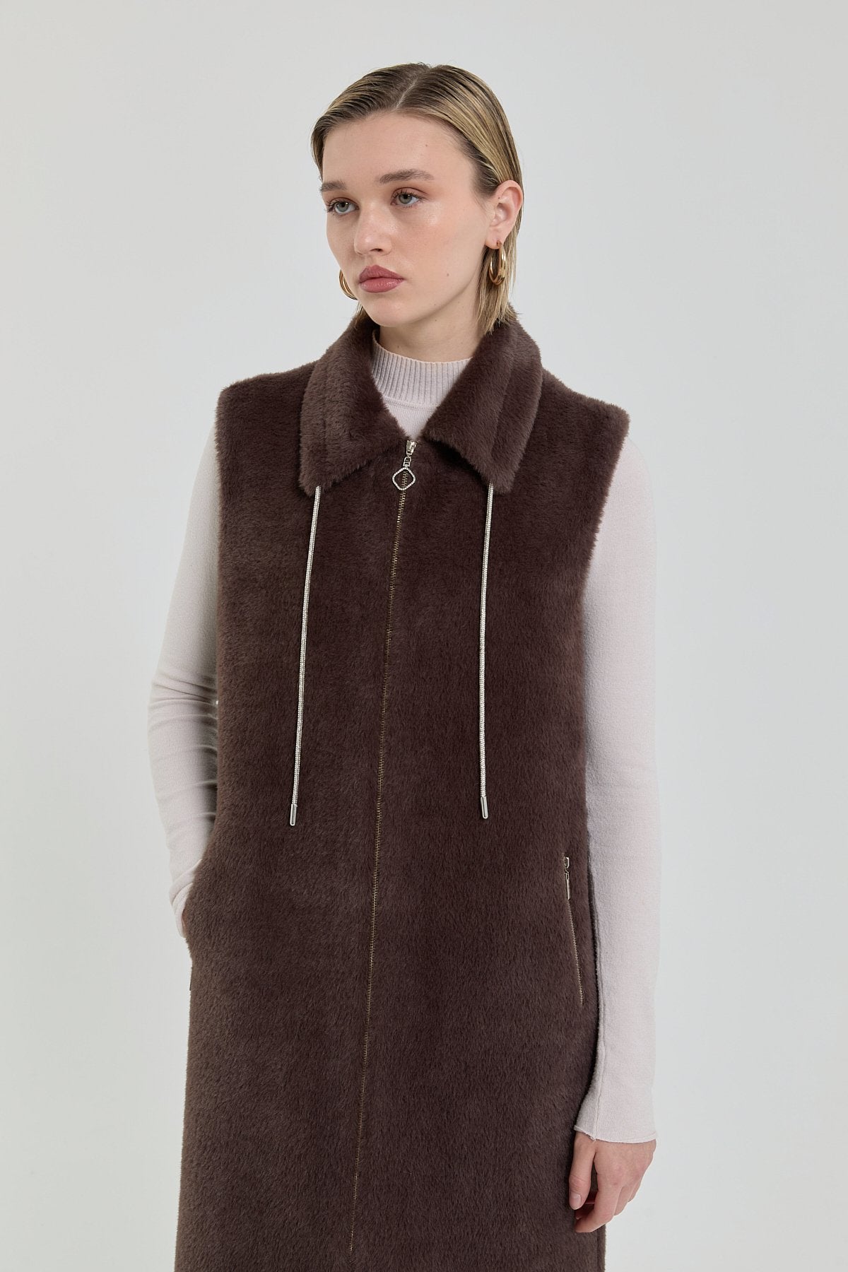 parlak-aksesuarli-angora-yelek-kahve-258455.jpg