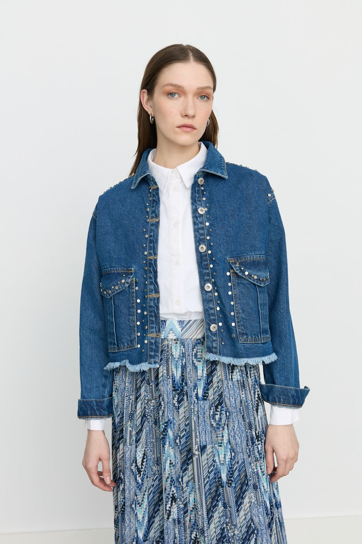 Parlak Taş Aksesuarlı Crop Kot Denim Ceket - İndigo