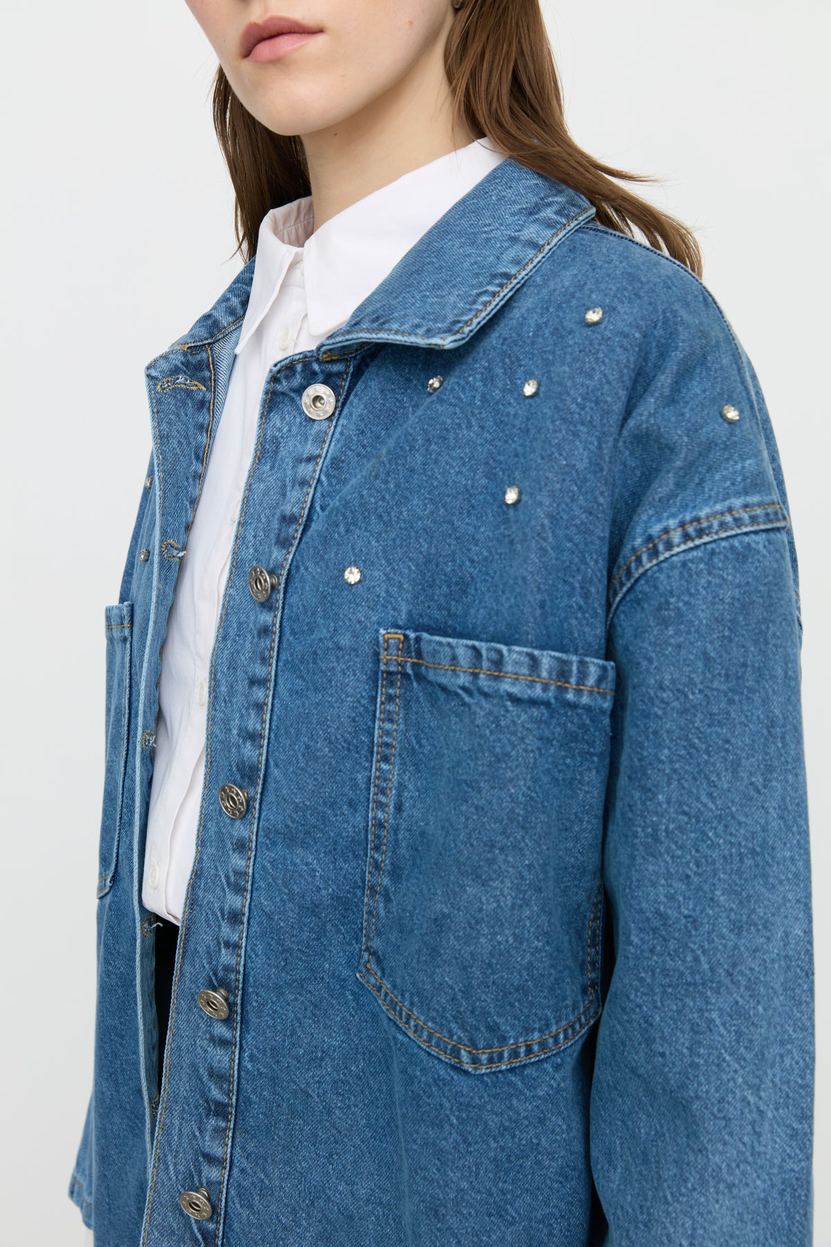 Parlak Taş Aksesuarlı Kot Gömlek Denim Ceket - Açık Mavi