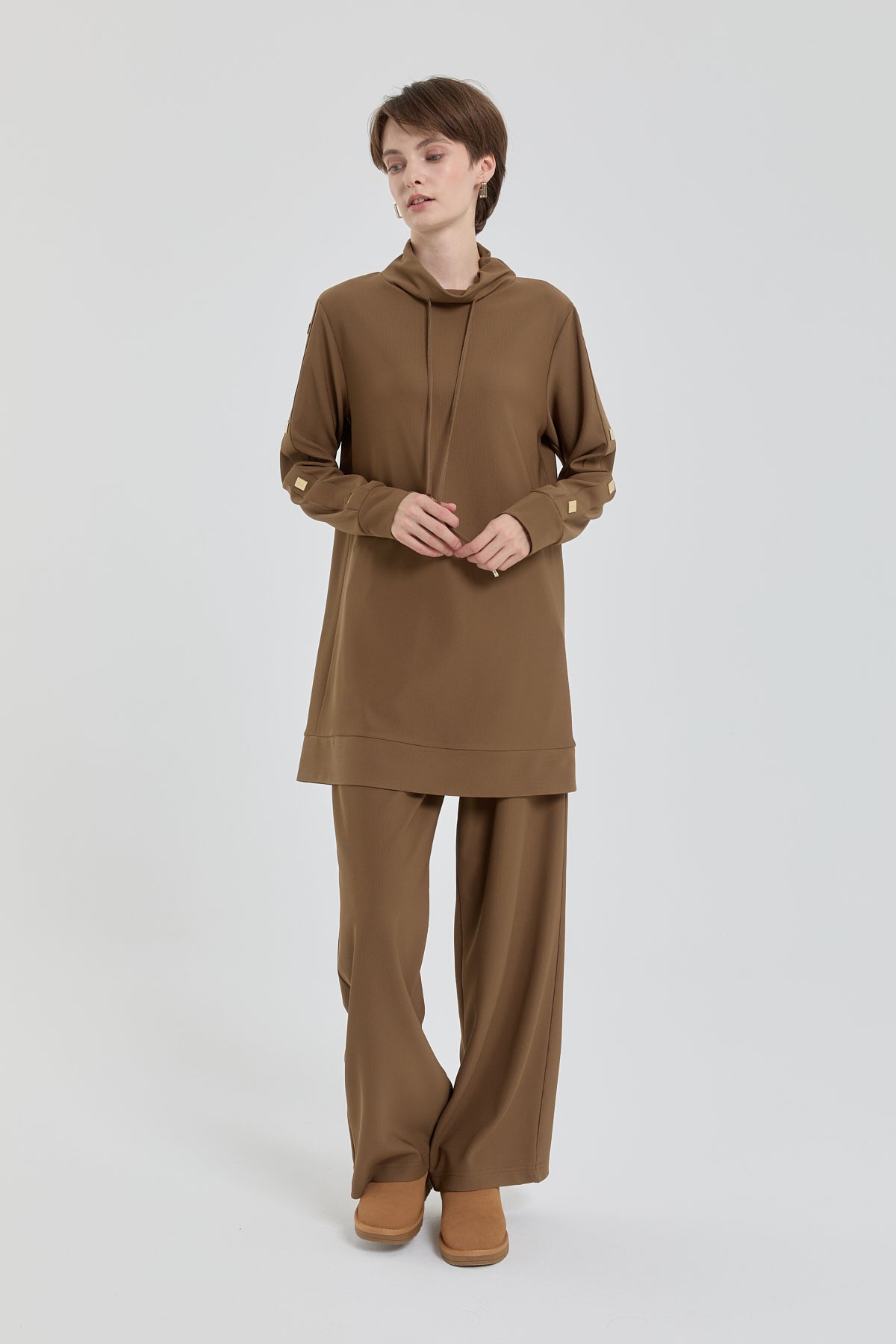 parlak-tas-detayli-orme-pantolon-tunik-takim-olive-257814.jpg