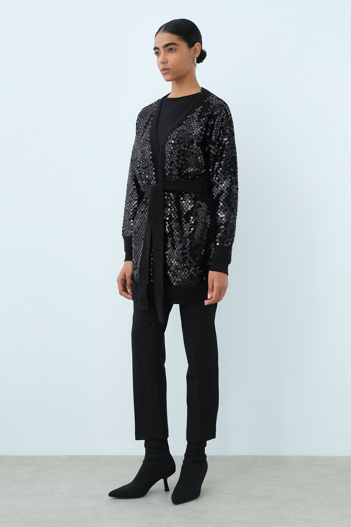 Sequined Detail Knitted Cardigan - Black