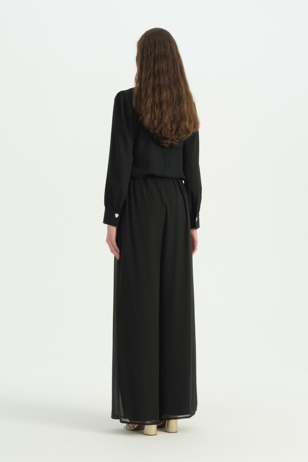 Pleated Wide-Leg Trousers with Metal Accessory - Black