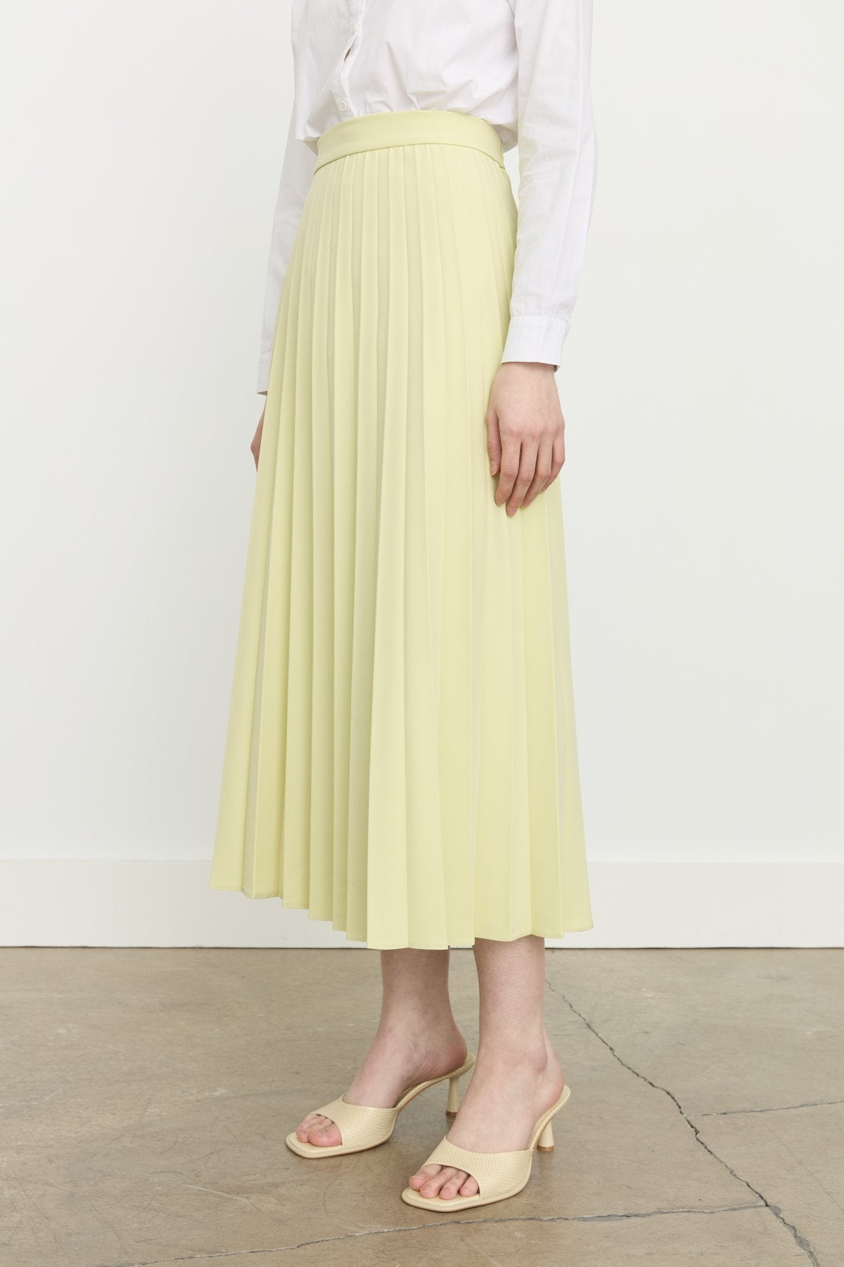 Pleated Skirt - Pistachio Green