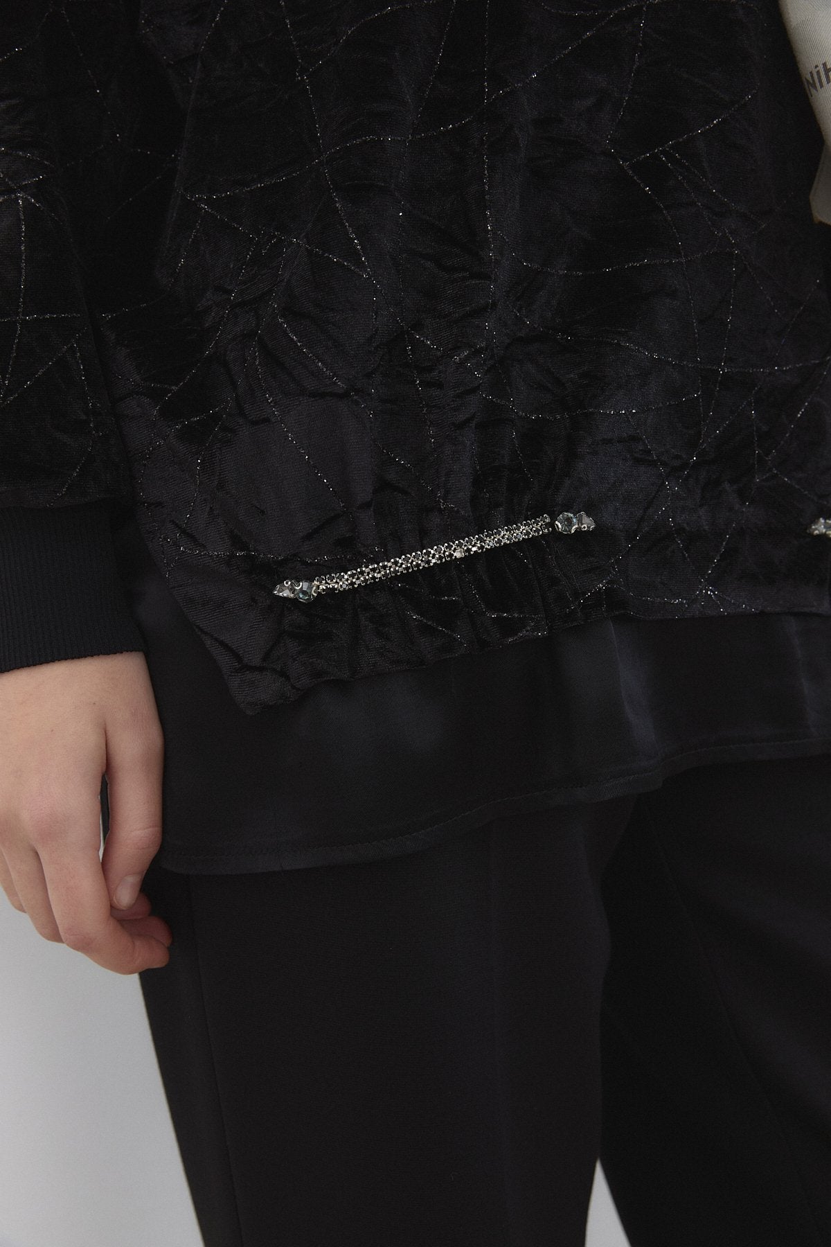 pirilti-kadife-ve-kumas-mixli-tunik-siyah-261484.jpg