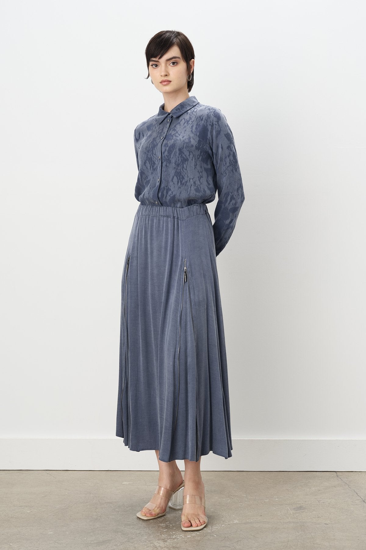Premium Double Zipper Detail Flared Cupra Skirt - Indigo