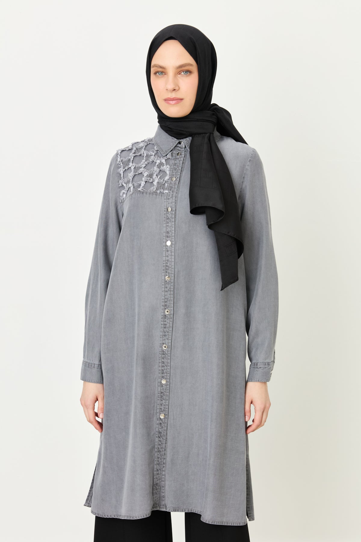 Püskül Detaylı Tencel Tunik - Gri