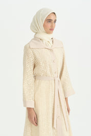 Rahat Kalıp Dantel Abaya - Bej