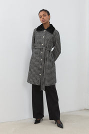 Relaxed Fit Belted Fur Collar Coat - Black