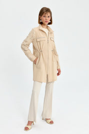 Rahat Kalıp Parlak Taş Dantel Detaylı Ceket - Bej