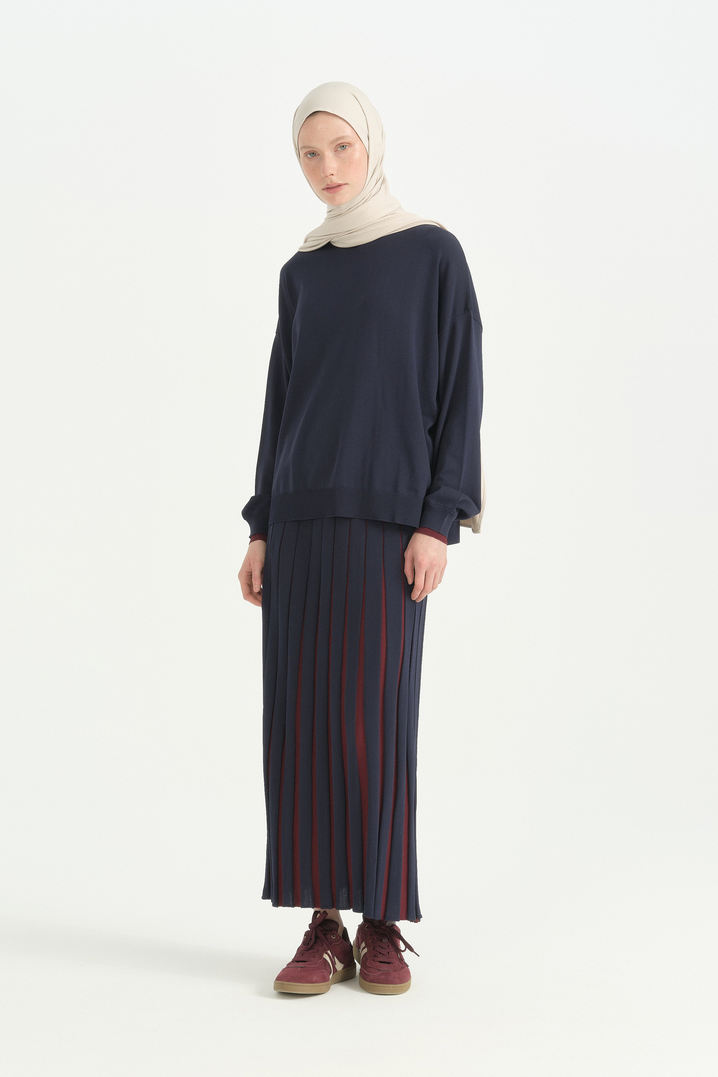 Renk Bloklu Etek Bluz Rayon Triko Takım - Lacivert