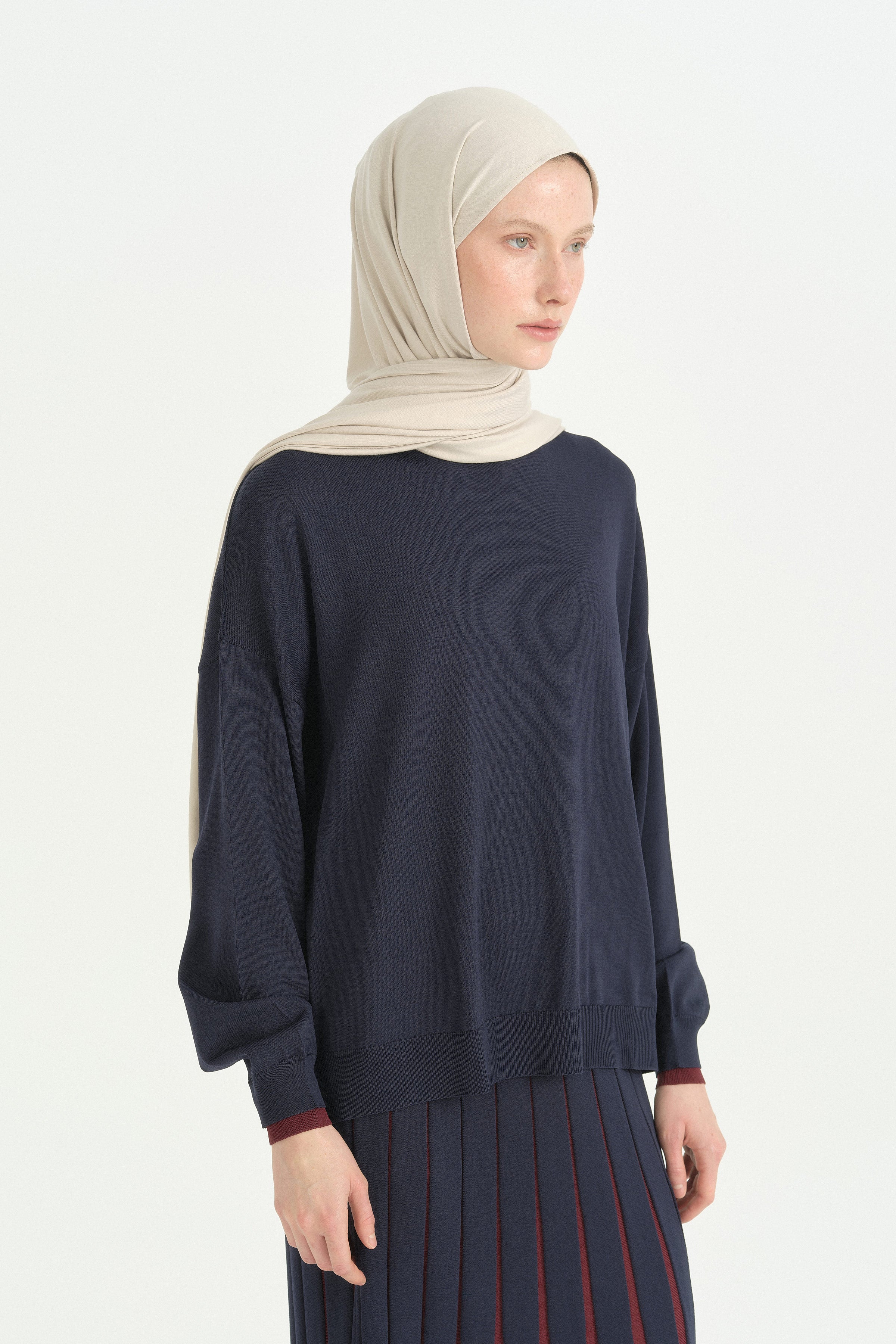 Renk Bloklu Etek Bluz Rayon Triko Takım - Lacivert