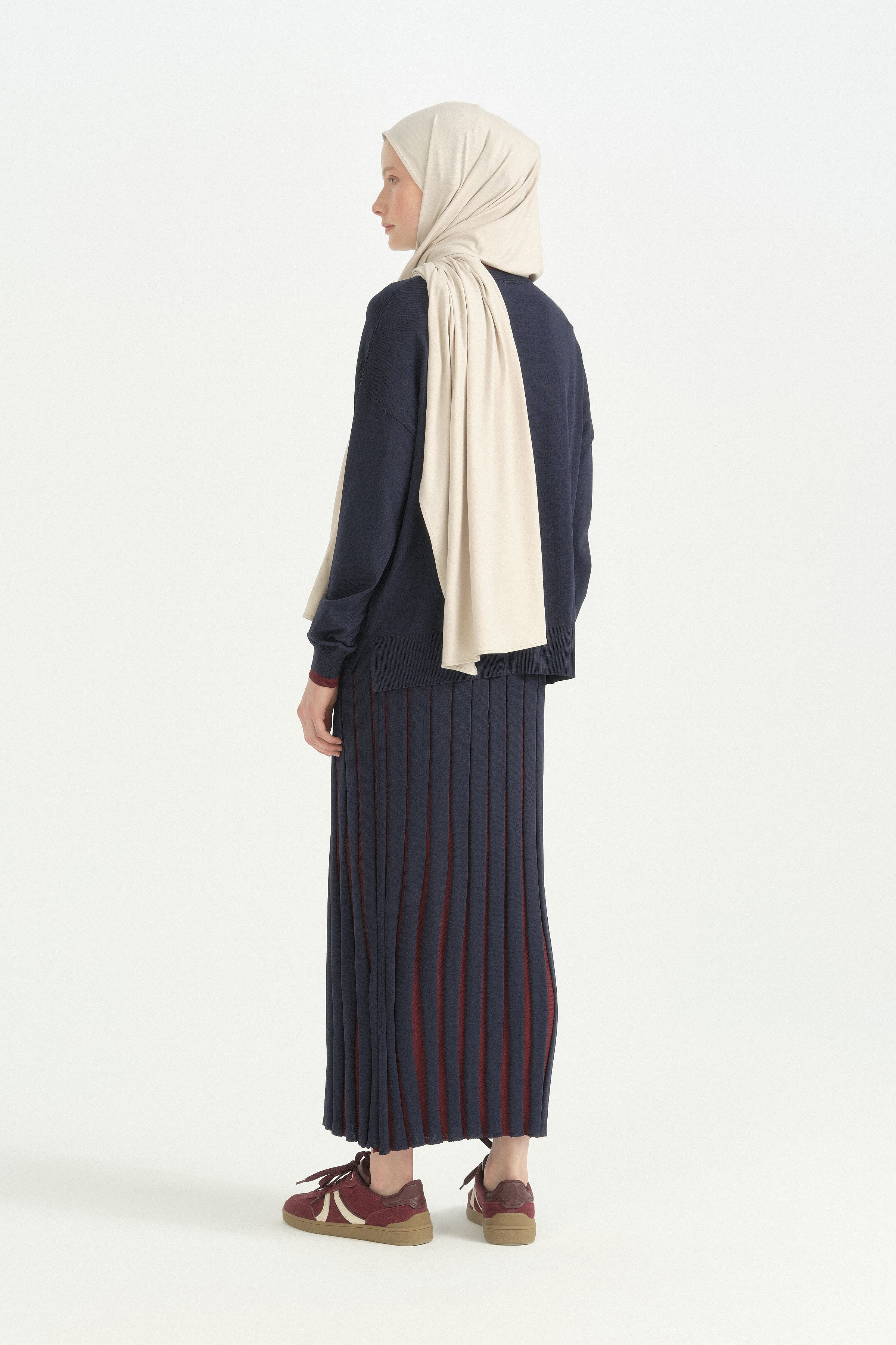 Renk Bloklu Etek Bluz Rayon Triko Takım - Lacivert