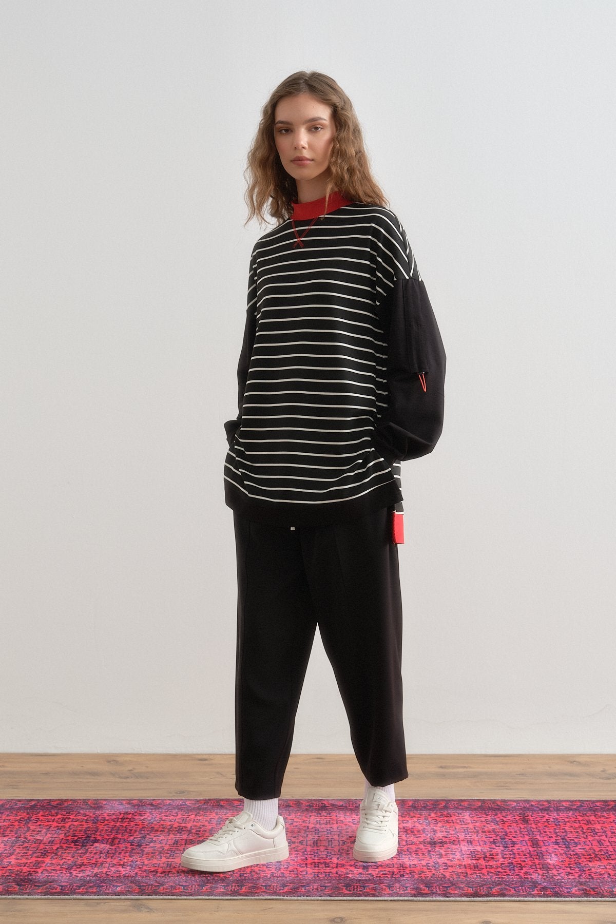 Ribana Detaylı Çizgili Örme Sweat - Siyah