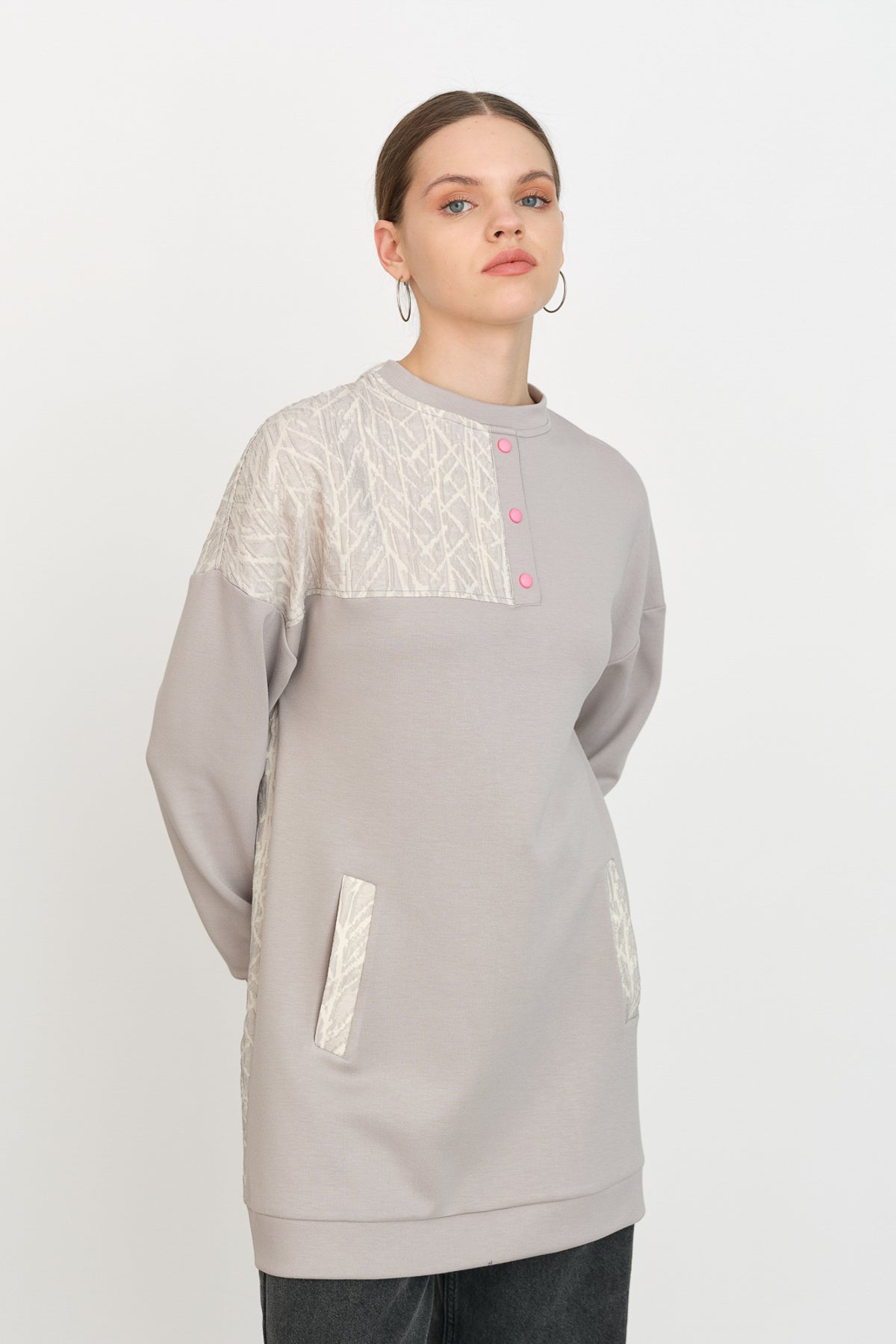 Ribbed Detail Fabric Trim Knitted Sweatshirt - Grey