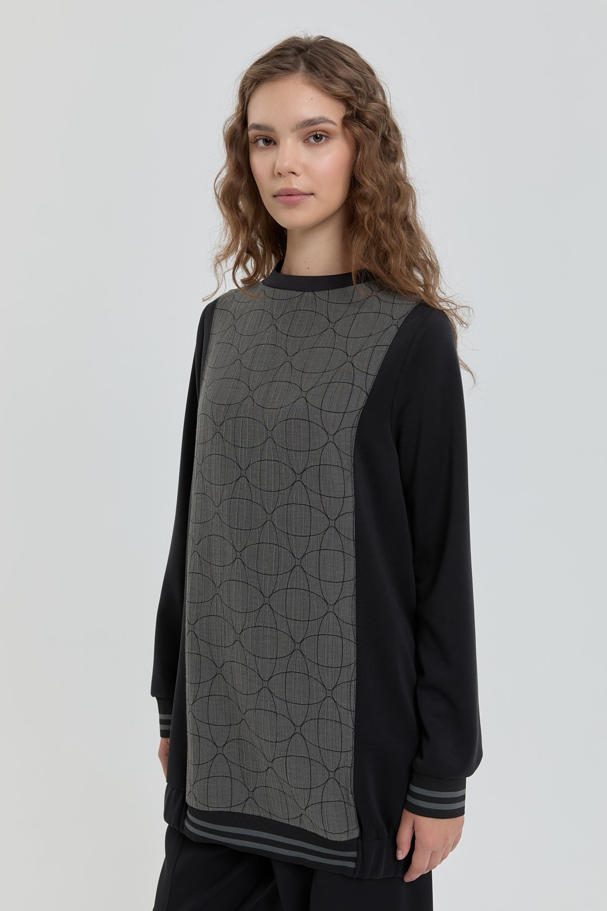 ribana-detayli-sweat-siyah-256946.jpg