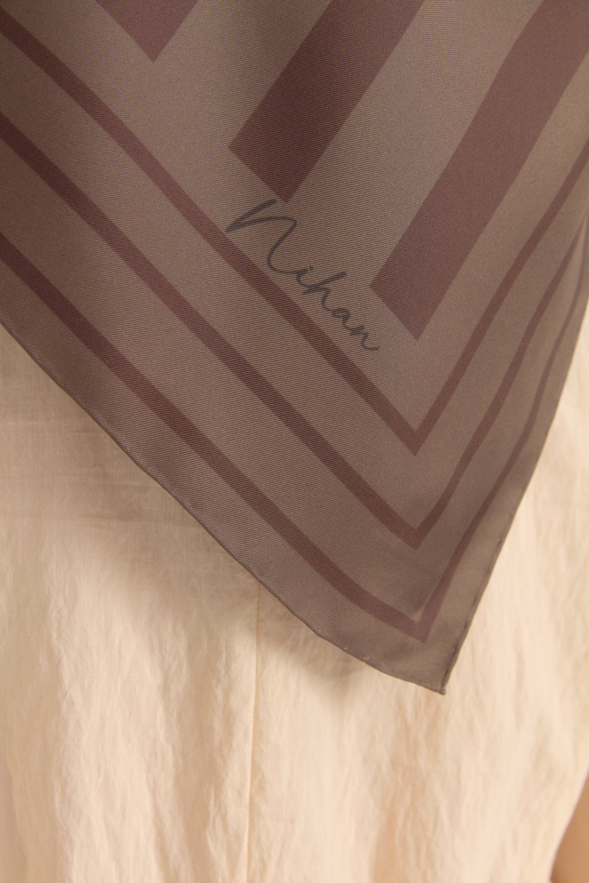 Ritim Twill Silk Scarf - Coffee