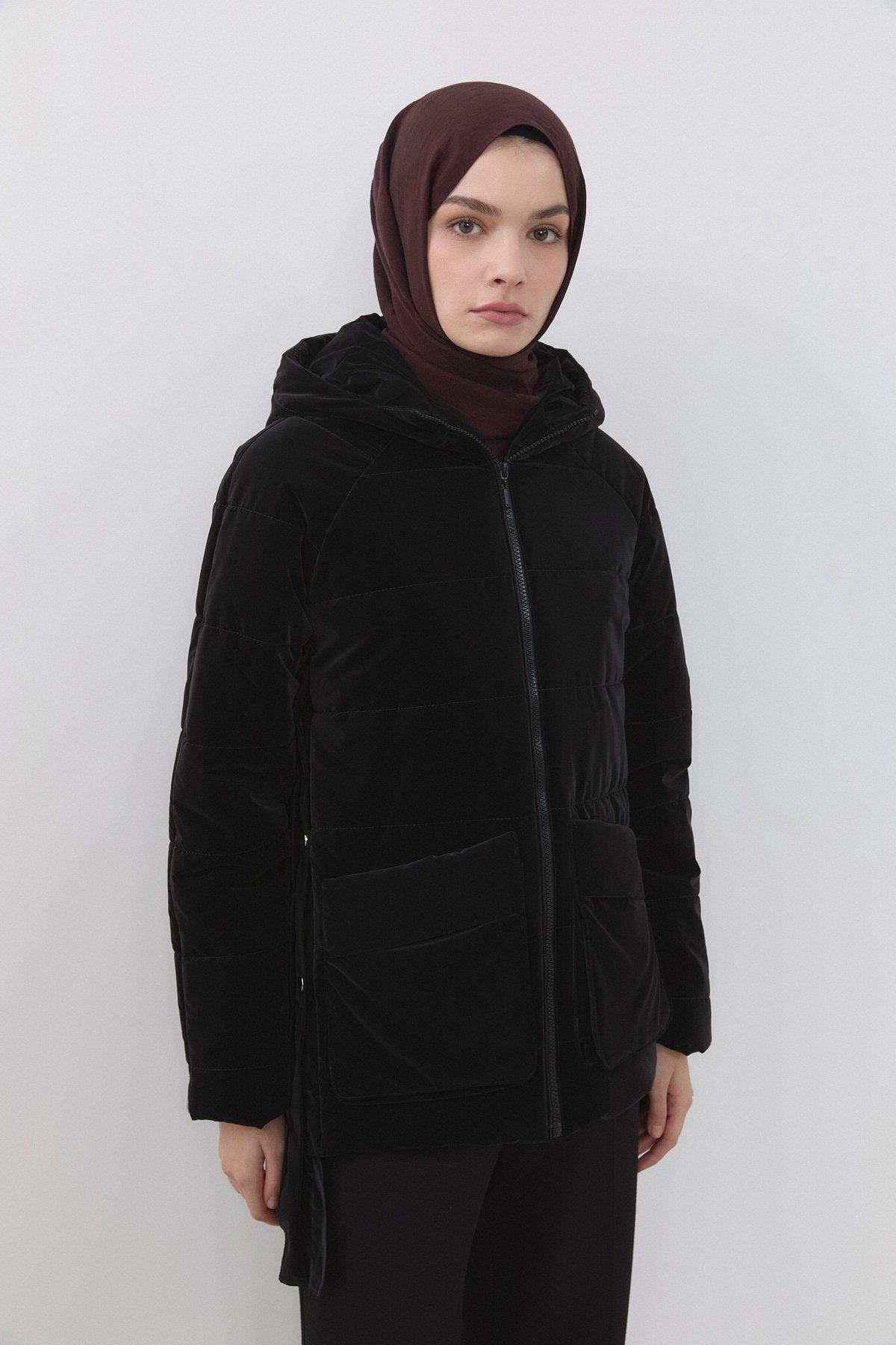 serit-detayli-kapitone-kaban-siyah-261171.jpg