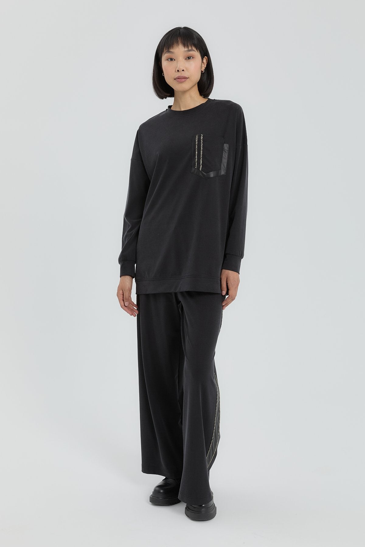 Şerit Detaylı Pantolon Tunik Takım - Siyah