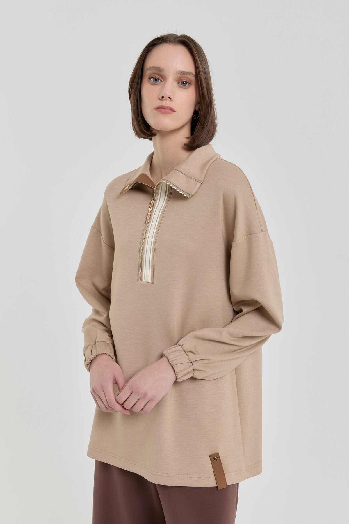 seritli-devrik-yaka-orme-sweat-camel-257974.jpg