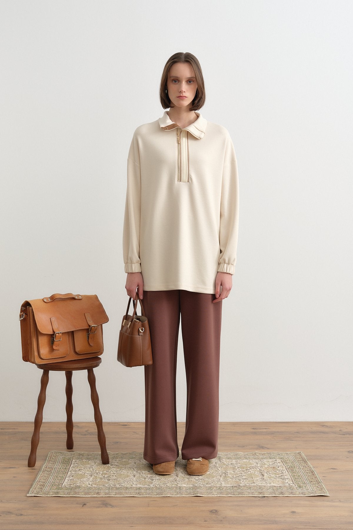seritli-devrik-yaka-orme-sweat-krem-257960.jpg