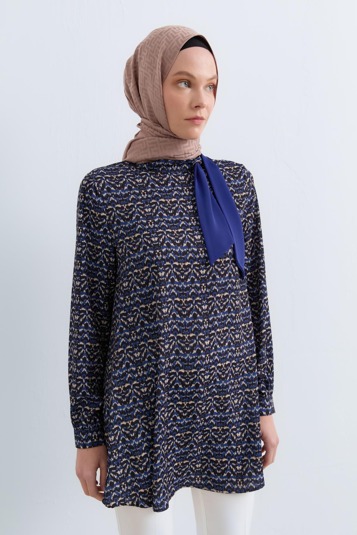 Seyyar Fularlı Desenli Tunik - Saks