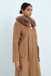 Seyyar Kürklü Düğme Detaylı Kaban - Camel