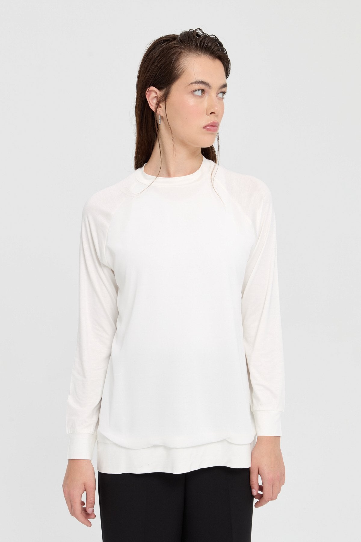 sifon-detayli-penye-bluz-ekru-229919.jpg