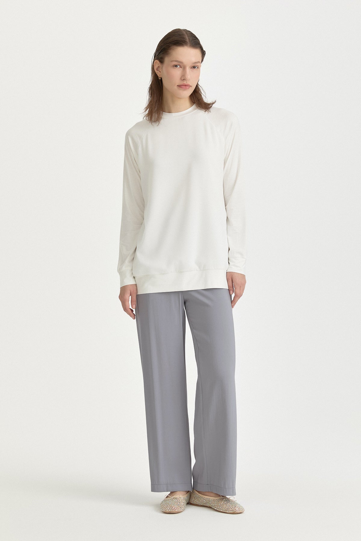 sifon-detayli-penye-bluz-ekru-262975.jpg