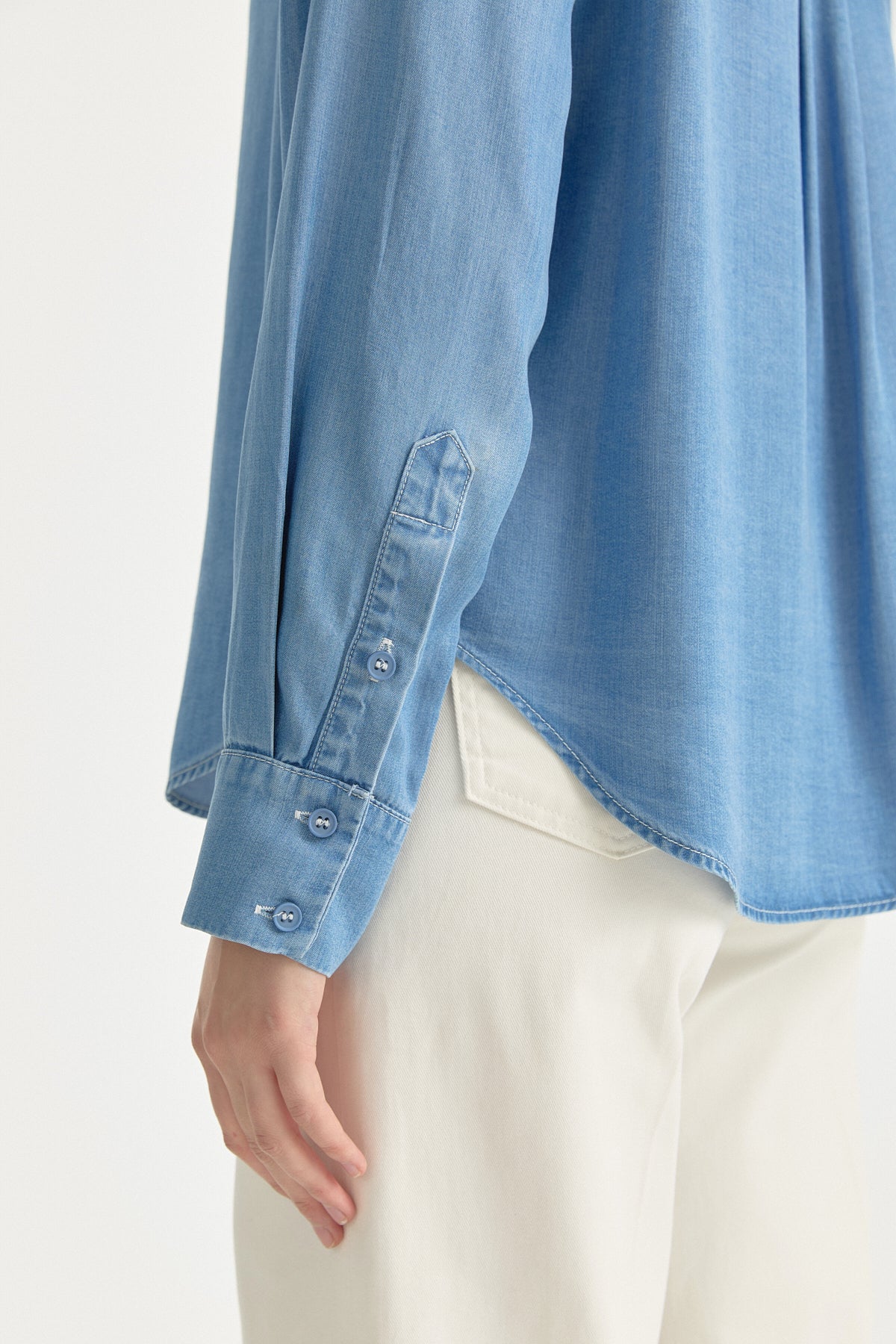 Pointed Collar Lyocell Shirt - Ice