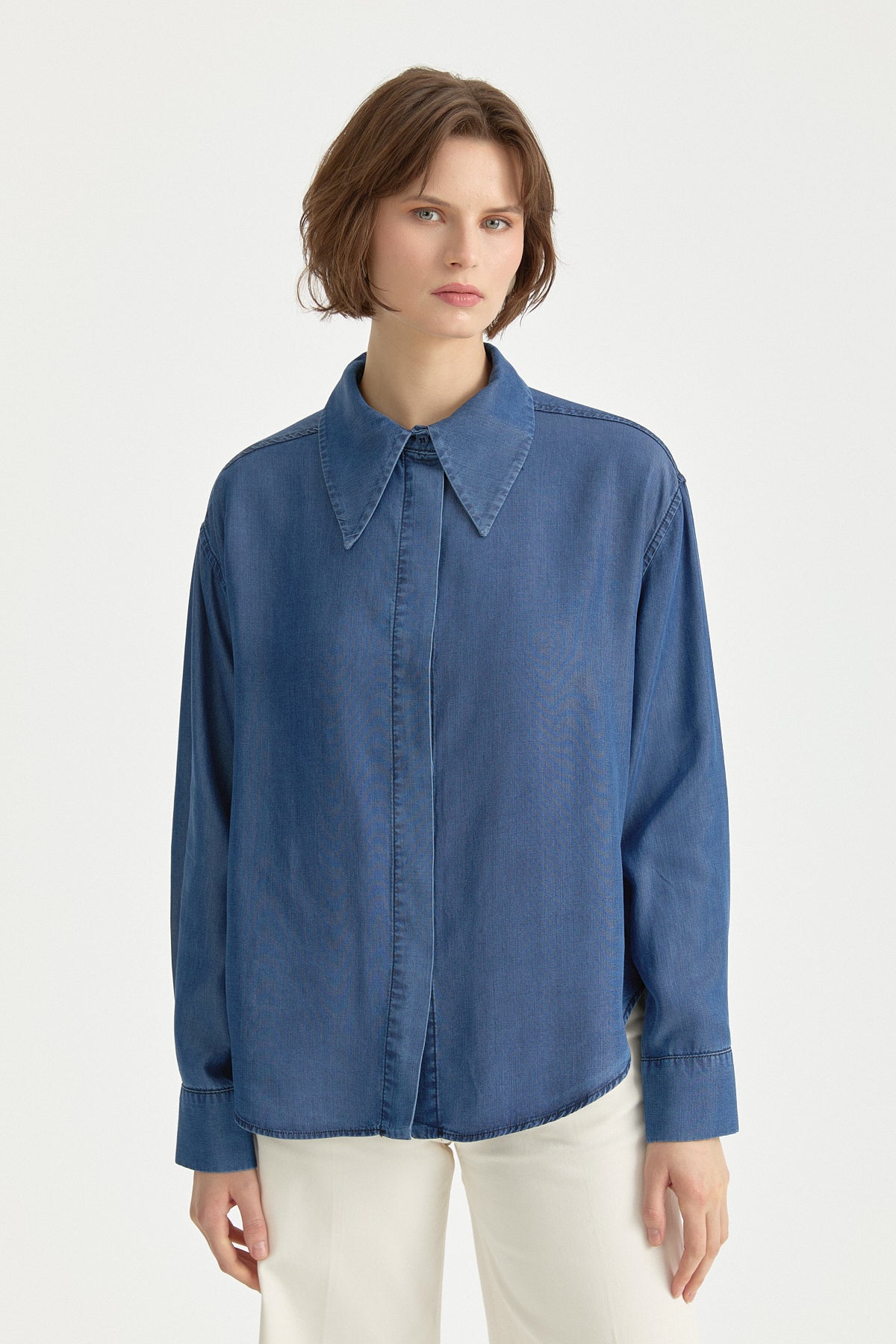 sivri-yaka-lyocell-gomlek-indigo-262266.jpg