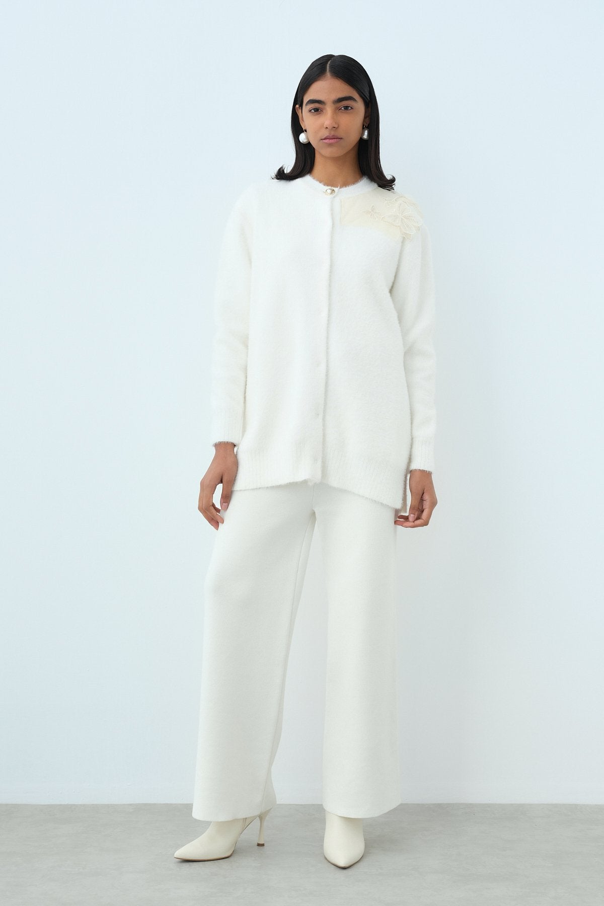 Speciale Angora Cardigan - Ecru